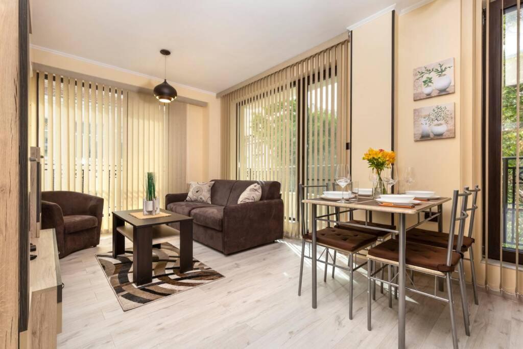 Cozy New Apartment 'Casa Vacanza ' ✵ Top Center ✵ Plovdiv Eksteriør bilde